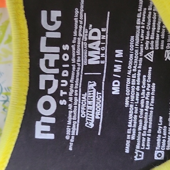 Kids tank tops assorted fits size 8/10 - Picture 2 of 4